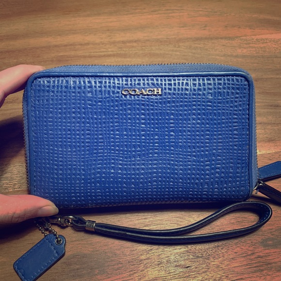 Coach Wallet/Wristlet π